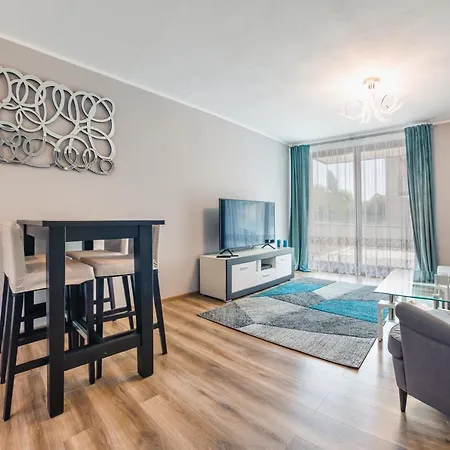 דירה Front Park, Sun & Snow