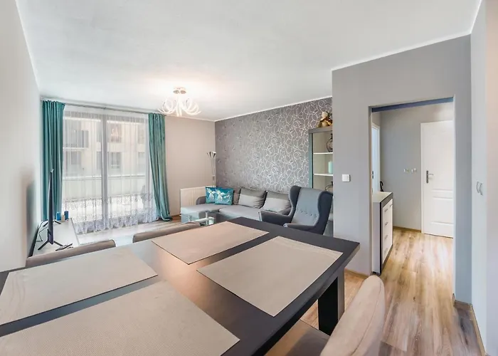 Front Park, Sun & Snow