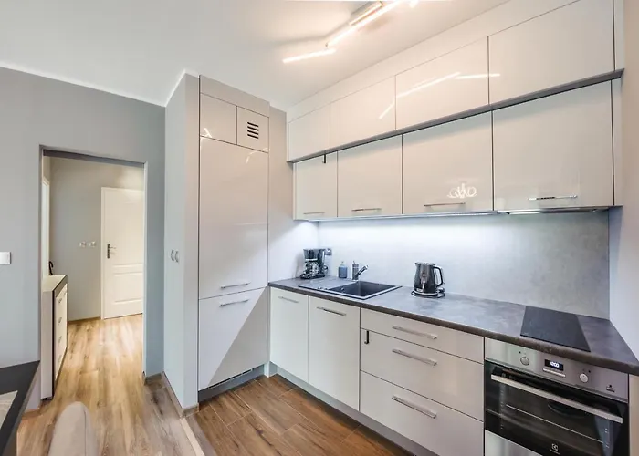 Front Park, Sun & Snow Apartman *