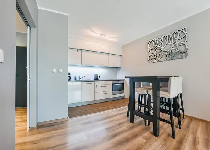 Front Park, Sun & Snow Apartman *