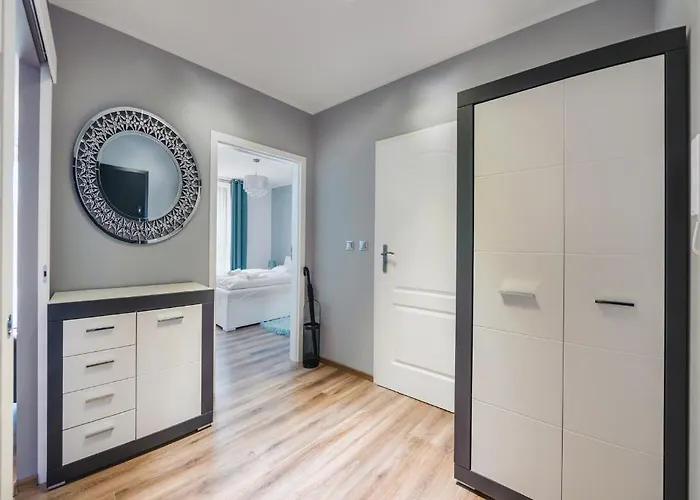 Front Park, Sun & Snow *